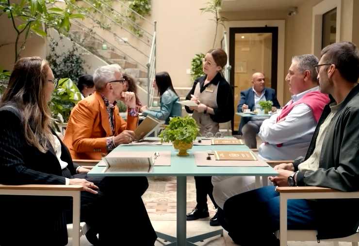 screen da una puntata di 4 hotel