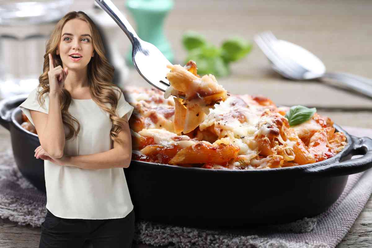 donna cucina pasta al forno 