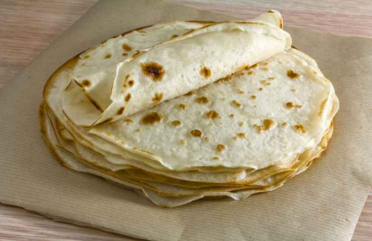 piadine una sopra l'altra