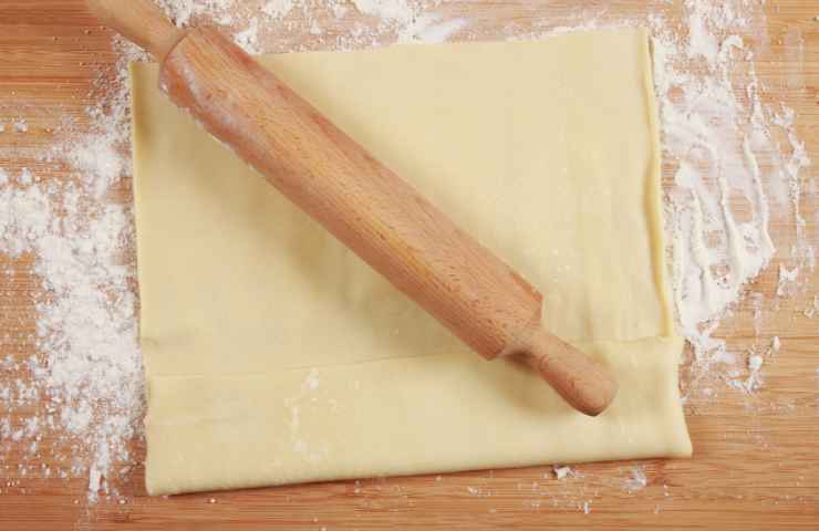 rotolo di pasta sfoglia da stendere