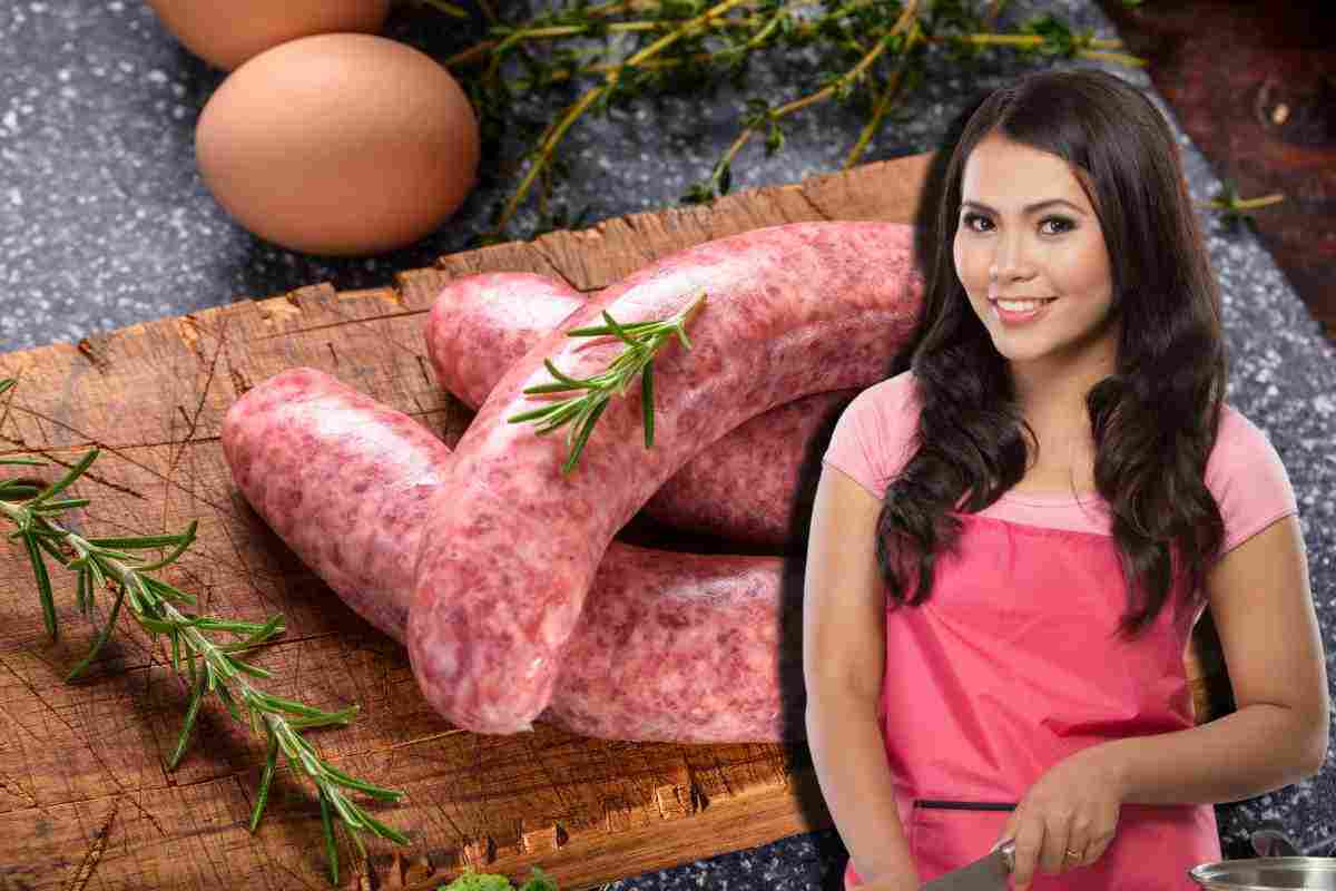 donna che taglia una salsiccia