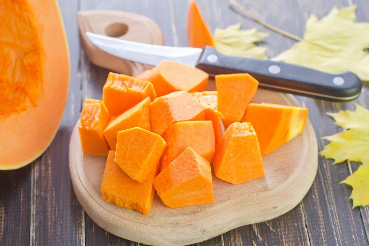 zucca tagliata a tocchetti