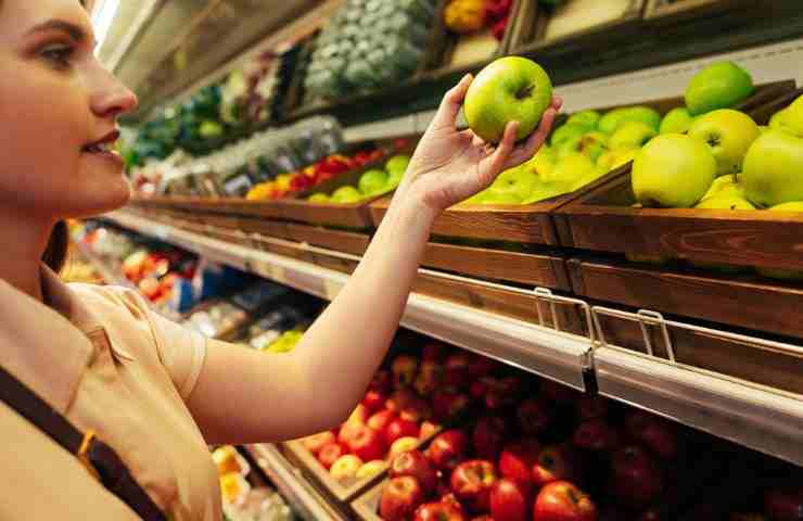Mele al supermercato