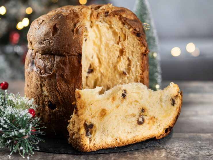 panettone tagliato
