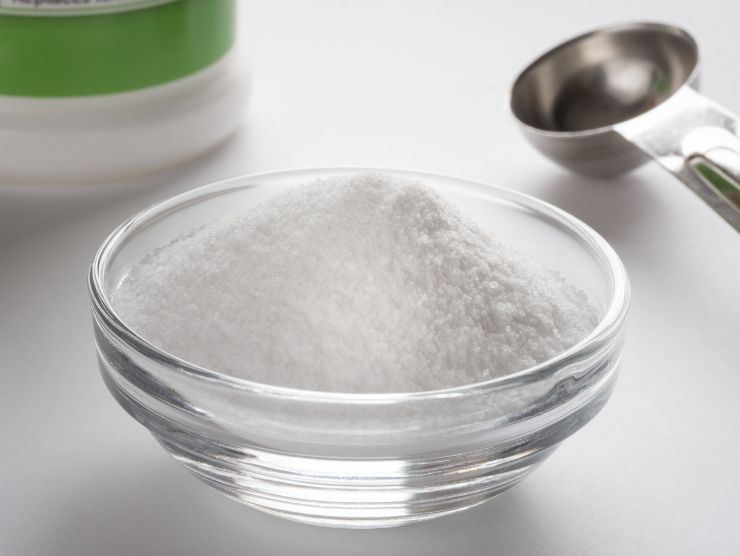 ciotola con acido citrico